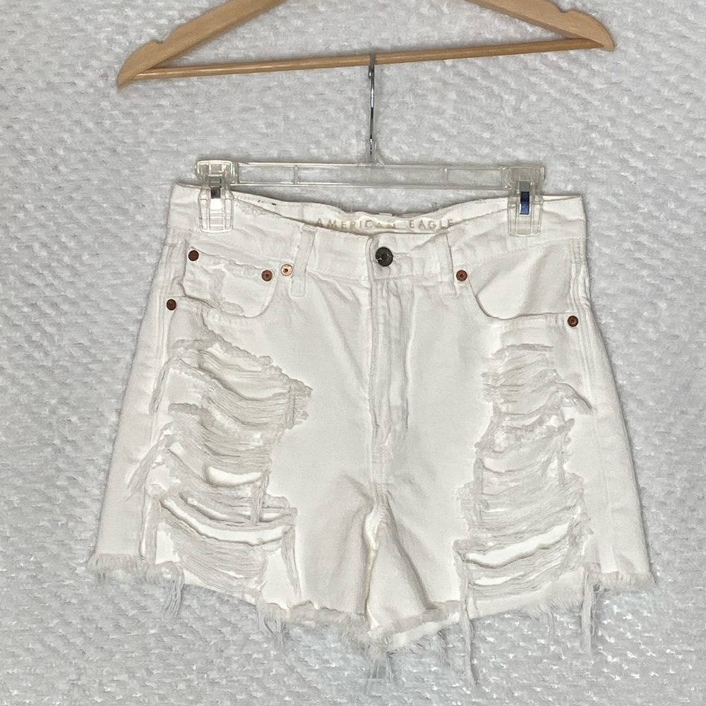 Size 4 white American eagle outfitters jean denim shorts